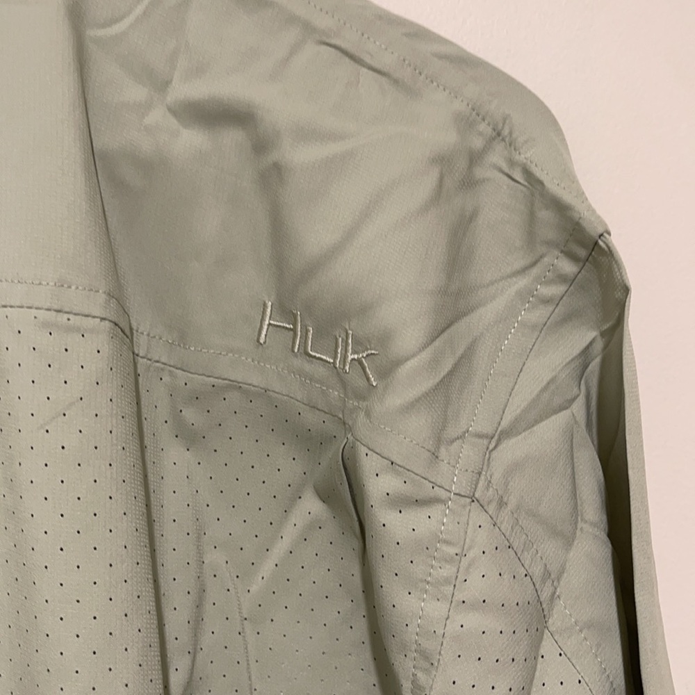 NWT Huk Fishing Performance Wear - Picture 4 of 6